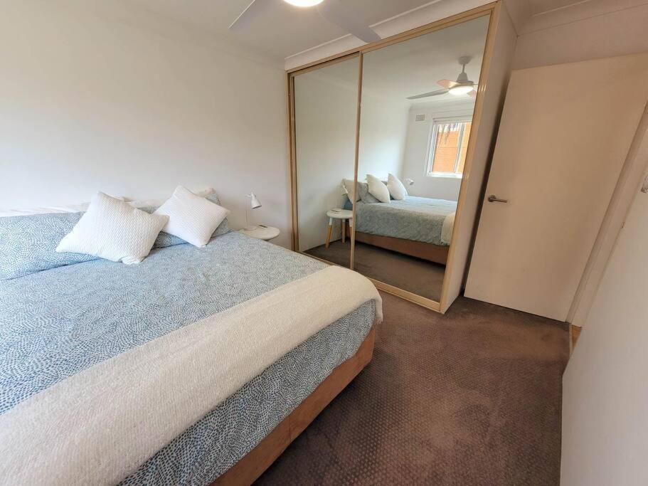 Ocean Front Apartment Кронула Екстериор снимка