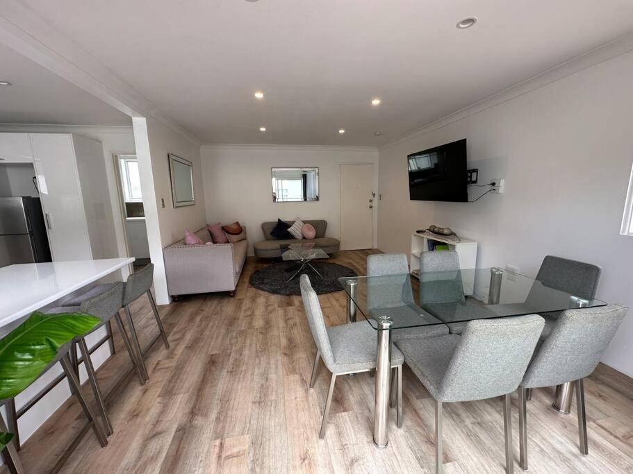 Ocean Front Apartment Кронула Екстериор снимка